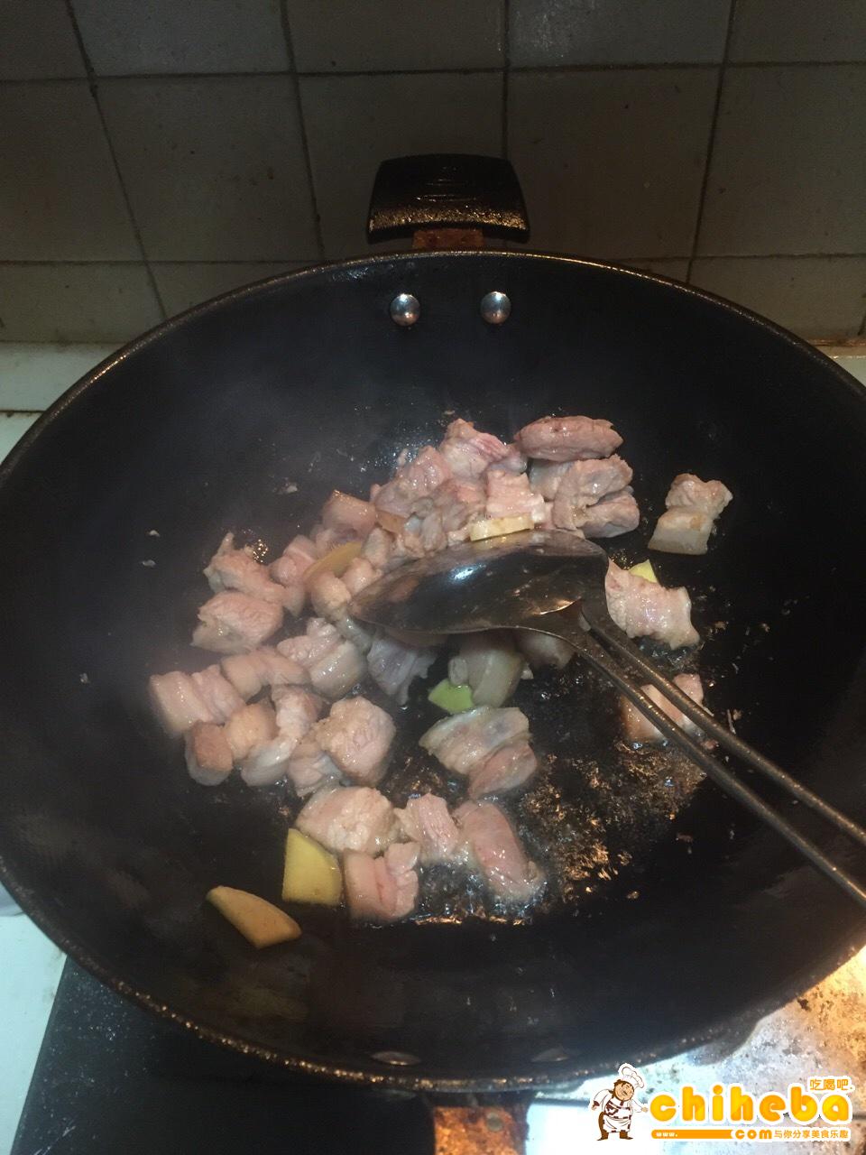 超下饭的家常土豆烧肉的做法 步骤2